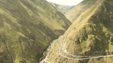 Nariz Del Diablo ünlü tren Ekvador kaydırma içinde rota