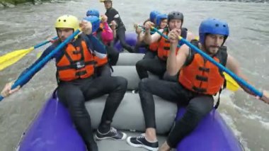 Beyaz su Rafting botu Onboard fotoğraf makinesi