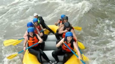 Beyaz Su Raftingleri