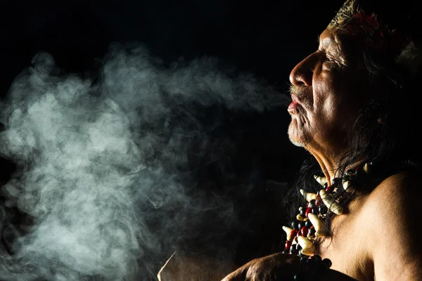 Portrét amazonských šamanů — Stock fotografie