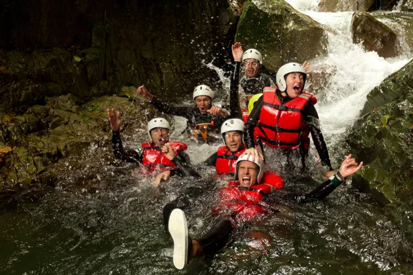 Autentyczne Canyoning wycieczka — Zdjęcie stockowe