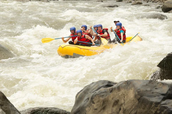 Aventura de água branca — Fotografia de Stock