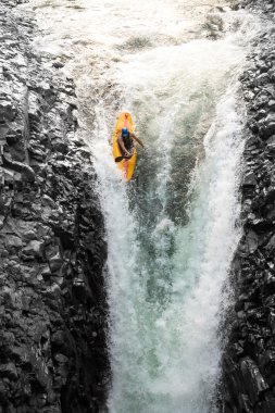 Ekvador'da Kayak aşırı