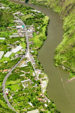 Hidro enerji kaynakları Pastaza Nehri üzerinde