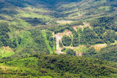 Yeni hidroelektrik derin içine Andes