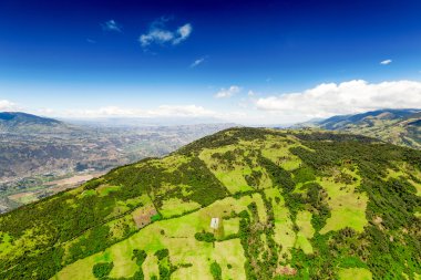 Mavi gökyüzü bitti: Tungurahua il