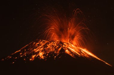 Tungurahua volkan Ekvador