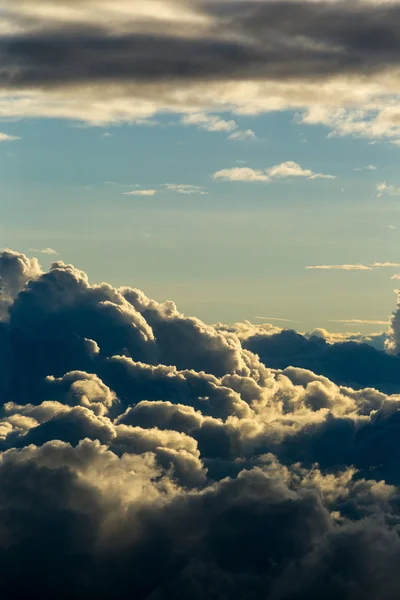 Höhenwolken in ecuadorianischen Anden — Stockfoto