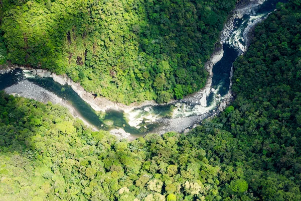 Pastaza rzeki w Andach Aerial strzał — Zdjęcie stockowe