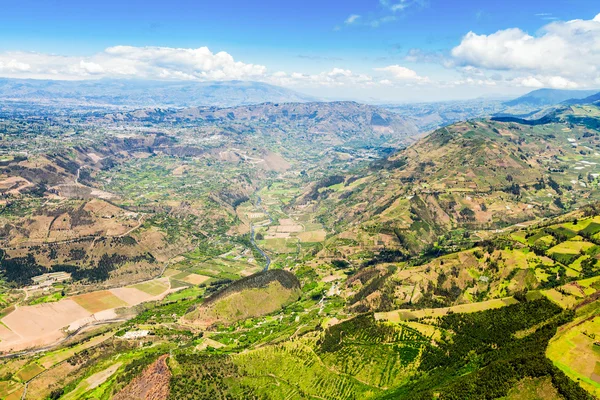 Μπλε ουρανό πάνω Tungurahua επαρχία — Φωτογραφία Αρχείου