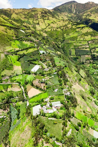 Agricultura em Tungurahua tiro aéreo — Fotografia de Stock