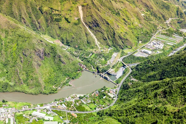 Banos De Agua Santa Agoyan Presa de tiro aéreo — Foto de Stock