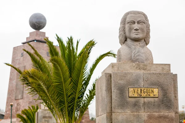 Verguin 雕像厄瓜多尔 — 图库照片