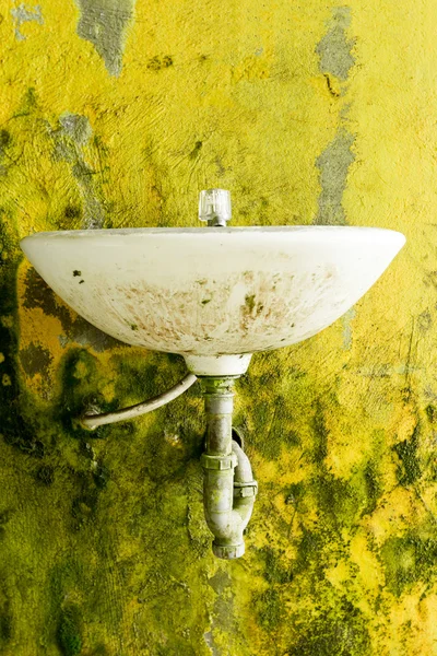 Filthy Unused Washroom — Stock Photo, Image