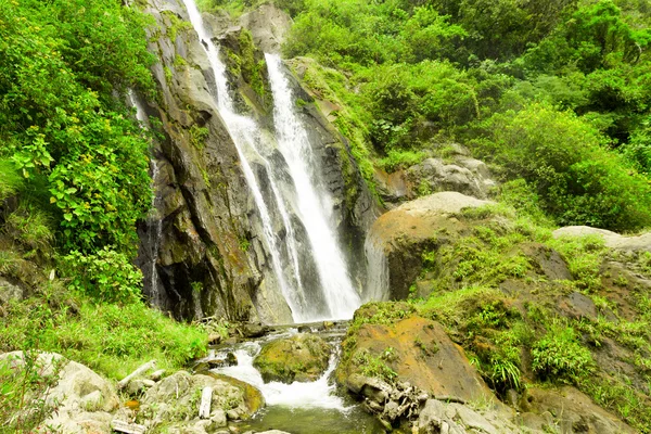 Cascada de Chamana Banos De Agua Santa — Foto de Stock