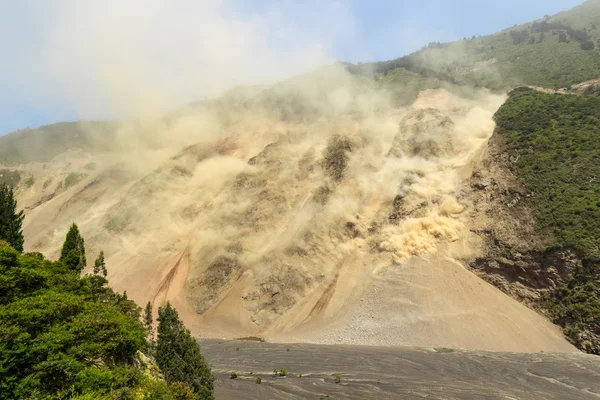 エクアドルの高度で大規模な地すべり — ストック写真