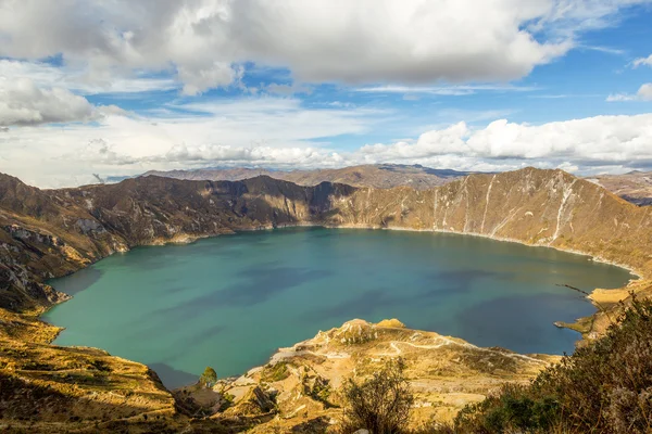 Quilotoa Crater Lagoon — Stock Photo, Image