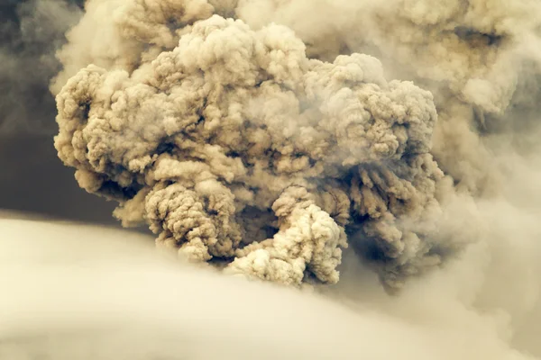 Извержение вулкана Тунгурауа — стоковое фото