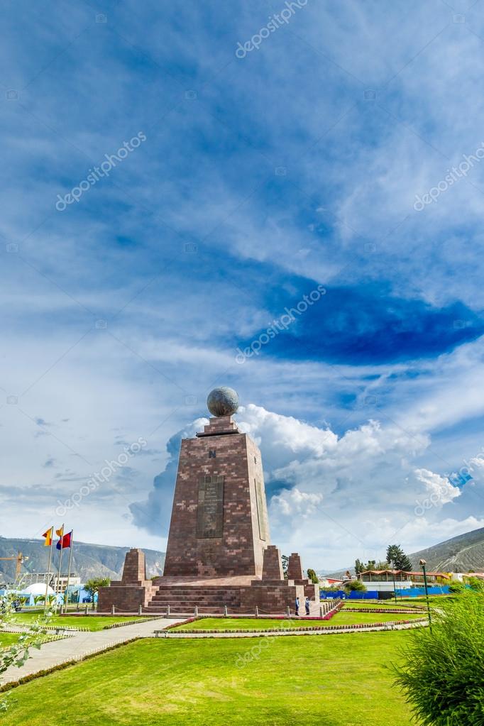 Equator Monument In Quito Ecuador — Stock Photo © ammmit 88024372