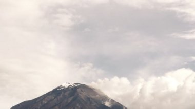 Tungurahua kurulması volkan ateş