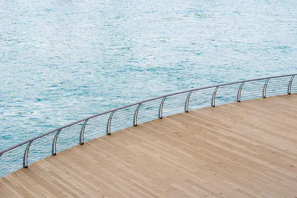 Deck e mar — Fotografia de Stock