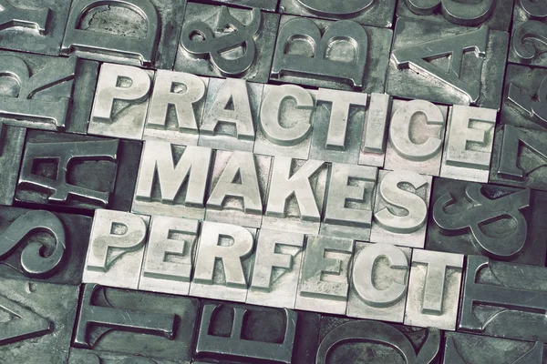 Praxis macht Erfüllung perfekt — Stockfoto