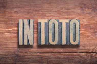 Eski Latince 'de bir deyiş vardır - bir bütün olarak, verniklenmiş ahşap yüzeyde birleştirilmiş.