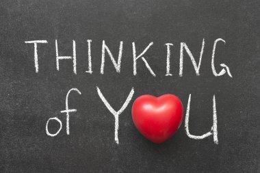 Seni düşünüyorum.