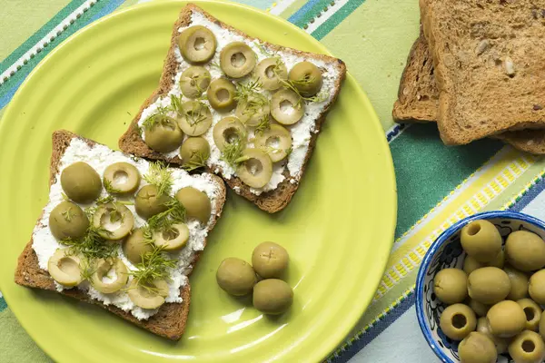 Olive toasts — Stock Photo, Image