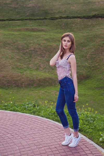 Retrato de menina bonita — Fotografia de Stock