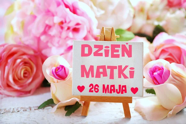 Small easel with text for mothers day written in polish — Stock Photo, Image