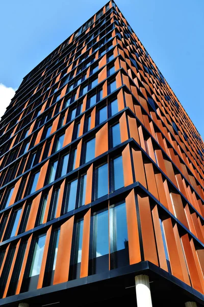 Fasade Edificio Moderno Hecho Metal Rojo Vidrio —  Fotos de Stock