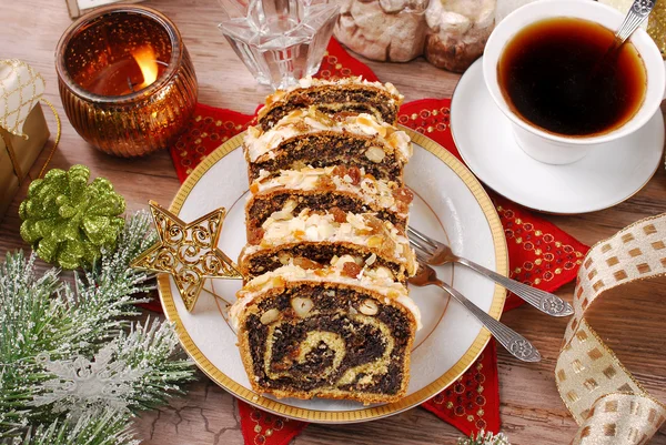 Poppy seed cake for christmas — Stock Photo, Image