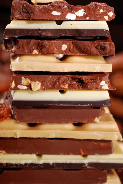 Pilha de várias barras de chocolate — Fotografia de Stock