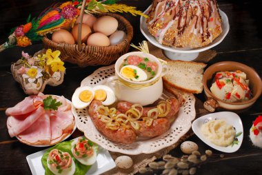 Kırsal ahşap tablo Easter geleneksel yemekleri