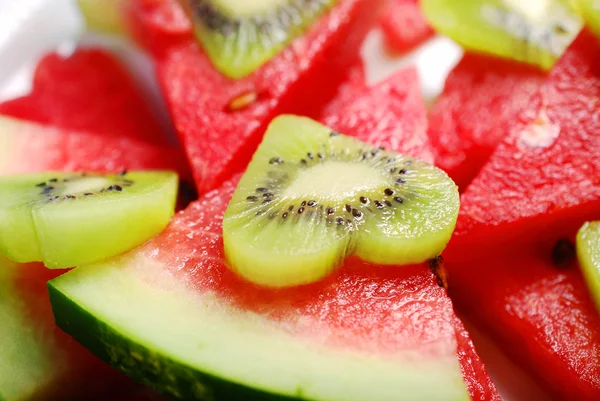 Älska kiwi och vattenmelon — Stockfoto