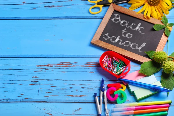 Torna al bordo della scuola con testo — Foto Stock