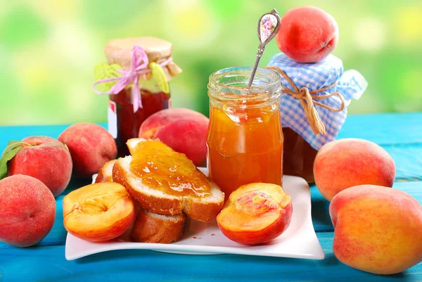 Homemade peach jam — Stock Photo, Image