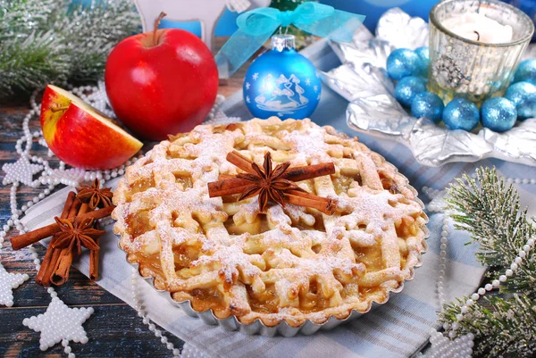 Homemade christmas apple pie — Stock Photo, Image