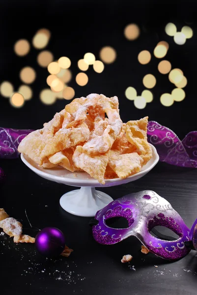 Traditional in Poland deep fried pastry faworki for carnival par — Stock Photo, Image