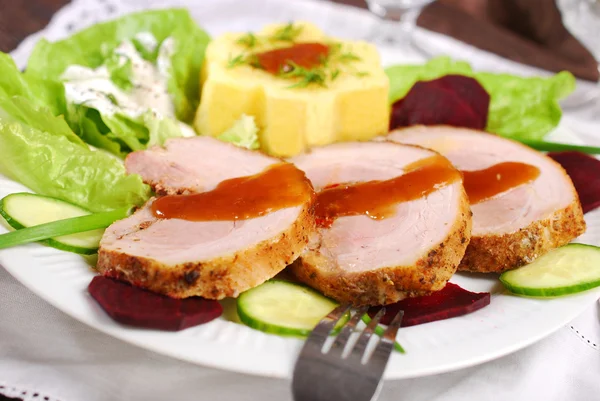 Dinner with roasted pork and potato — Stock Photo, Image