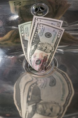 Dolar, para boşa