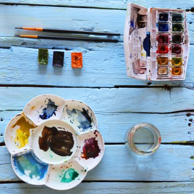 Sulu Boya araçları seti