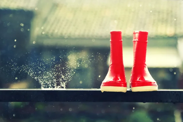 Buty czerwony deszcz — Zdjęcie stockowe
