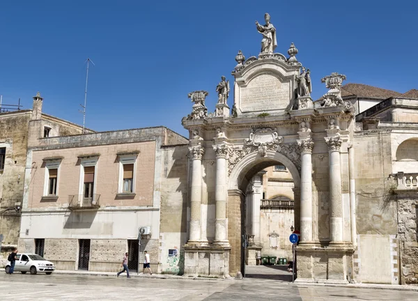 Svatý Orontio Gate v Lecce, Itálie — Stock fotografie