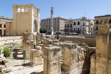 Lecce, İtalya Roma amfi görünümünü.