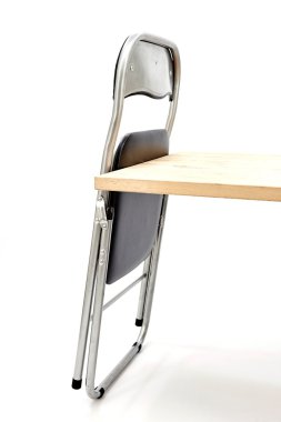 Siyah katlanabilir sandalye