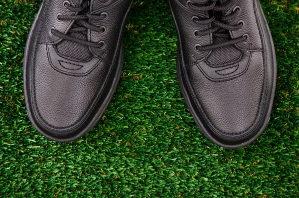 Czarne buty do chodzenia — Zdjęcie stockowe