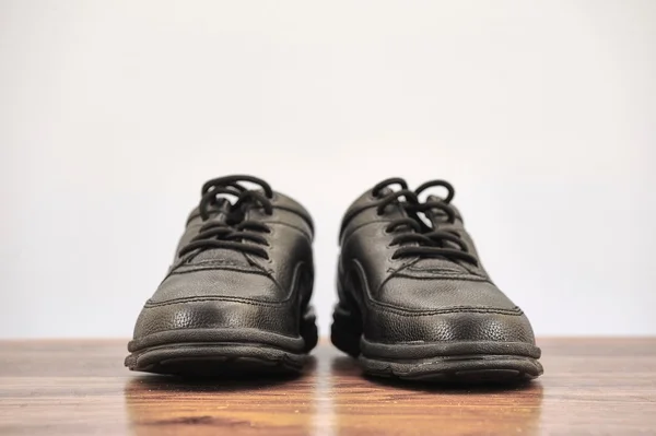 Scarpe da passeggio nere — Foto Stock