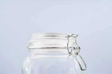 Boş cam kavanoz